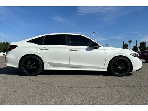 Used 2025 Honda Civic Sport image 7