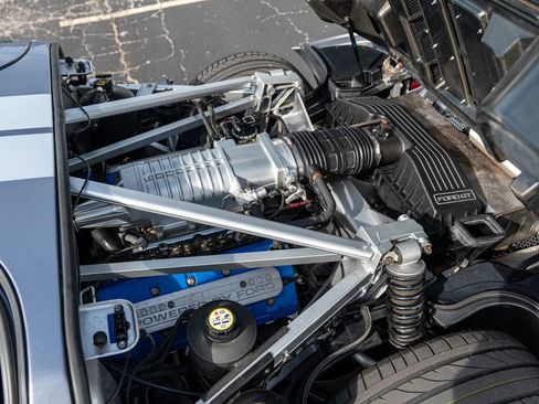 Used 2006 Ford GT image 14