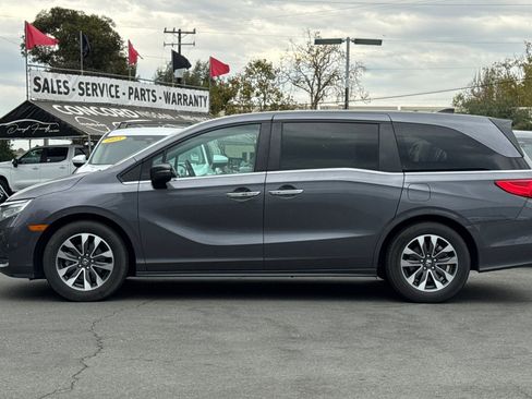 Used 2023 Honda Odyssey EX-L image 7
