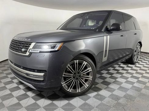Used 2023 Land Rover Range Rover SE AWD/4WD image 1