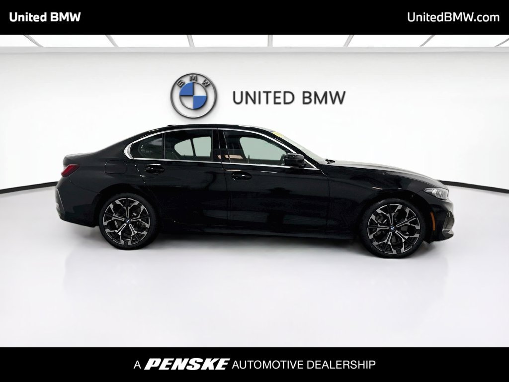 Used 2026 BMW 330i Sedan w/ Premium Package RWD image 4