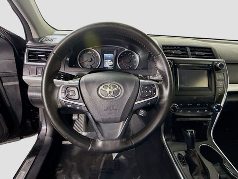 Used 2016 Toyota Camry SE image 13