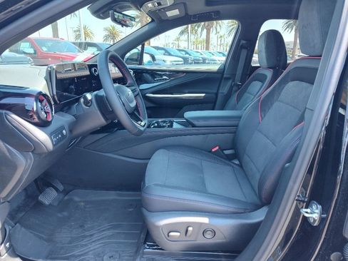 New 2025 Chevrolet Blazer EV RS image 6