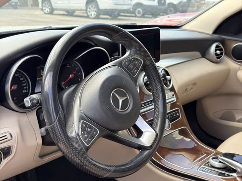 Used 2016 Mercedes-Benz C 300 Sedan image 6