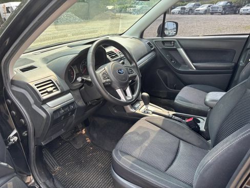 Used 2018 Subaru Forester 2.5i Premium AWD/4WD image 10
