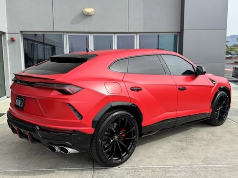 Used 2020 Lamborghini Urus image 6
