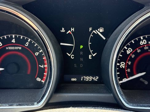 Used 2012 Toyota Highlander SE w/ Tow Pkg AWD/4WD image 13