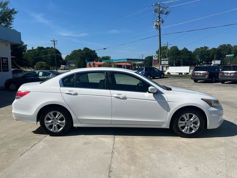 Used 2011 Honda Accord SE image 4