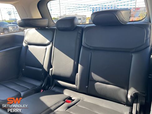 New 2025 Ford Expedition Platinum w/ Driver's Package image 15