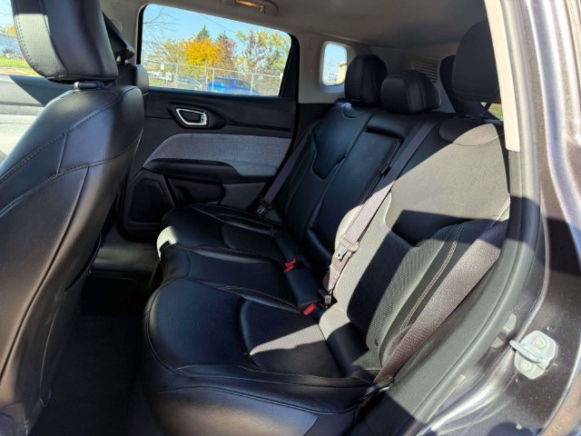 Certified 2022 Jeep Compass Latitude AWD/4WD image 12