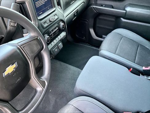 Used 2019 Chevrolet Silverado 1500 Custom w/ Custom Value Package RWD image 13
