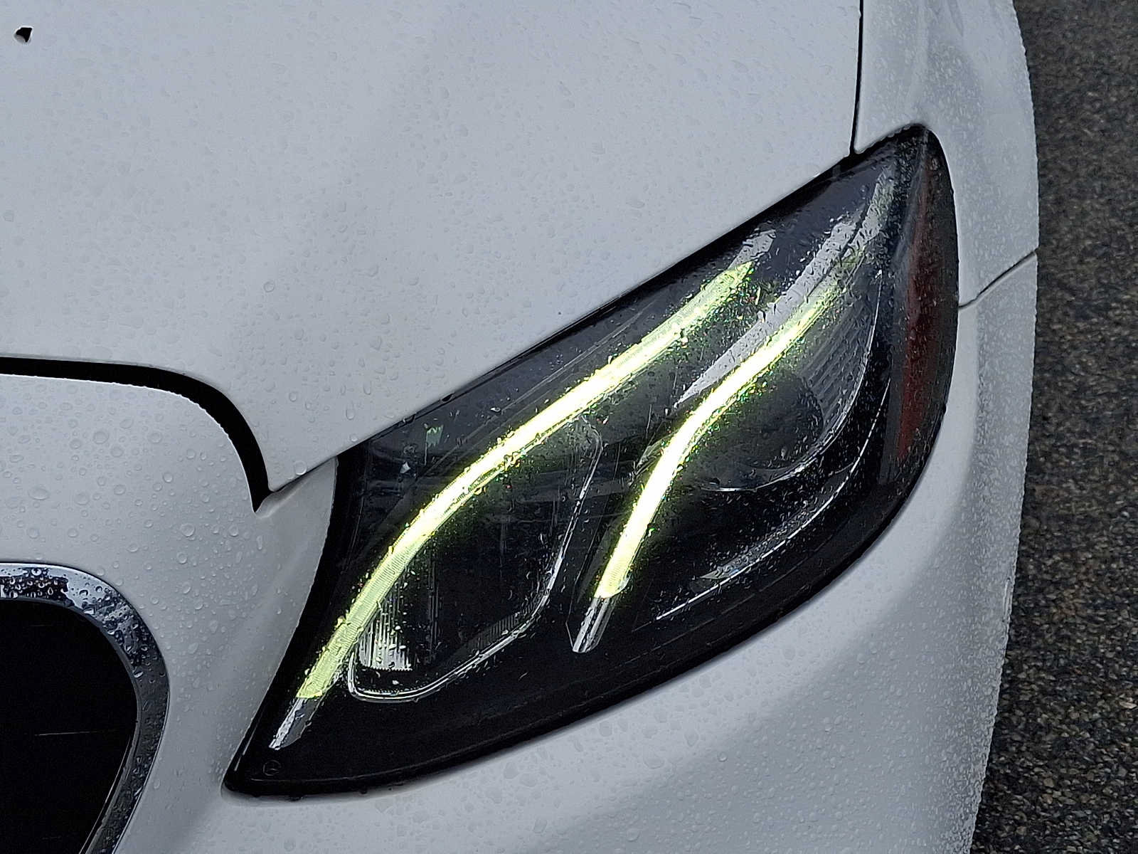 Used 2017 Mercedes-Benz E 300 4MATIC image 9