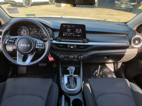 Used 2022 Kia Forte Sedan image 15