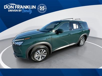 Used 2023 Nissan Pathfinder SL