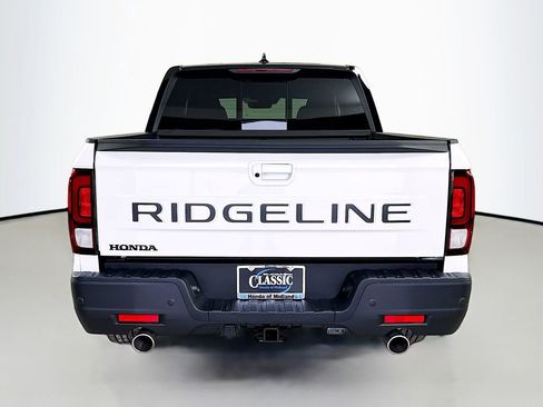 New 2026 Honda Ridgeline Black Edition image 6