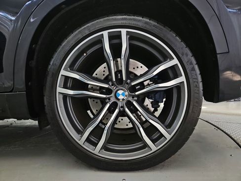 Used 2018 BMW X6 M image 45