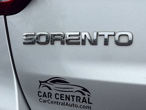 Used 2015 Kia Sorento LX AWD/4WD image 24