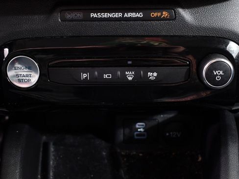 Used 2023 Ford Escape Platinum image 29