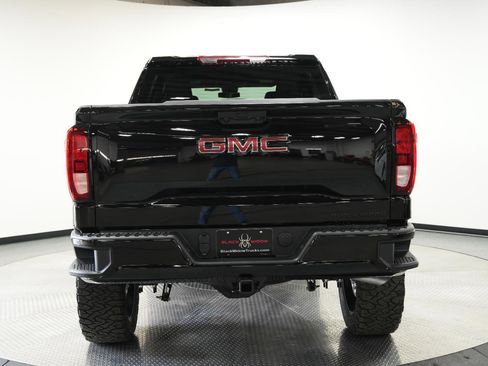 New 2026 GMC Sierra 1500 Elevation AWD/4WD image 9