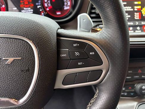 Used 2022 Dodge Challenger SRT Hellcat image 18