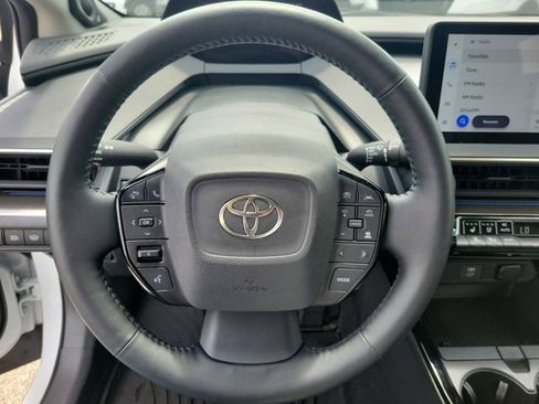Used 2025 Toyota Prius Limited FWD image 23