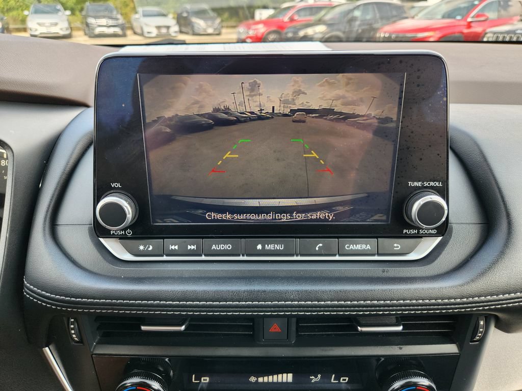 Used 2023 Nissan Rogue SV FWD image 18