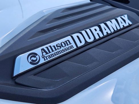 Used 2025 Chevrolet Silverado 2500 Custom w/ Custom Value Package image 13