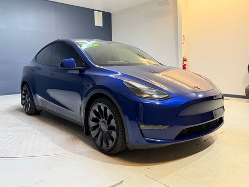 Used 2023 Tesla Model Y Performance AWD/4WD image 7