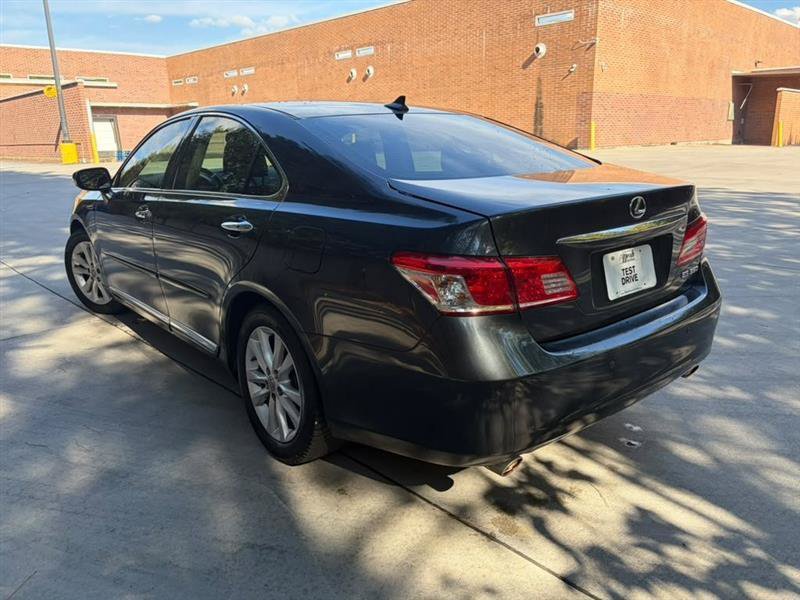Used 2011 Lexus ES 350 FWD image 4