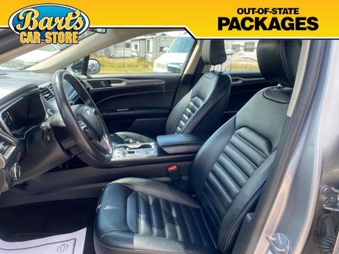 Used 2020 Ford Fusion SEL FWD image 24