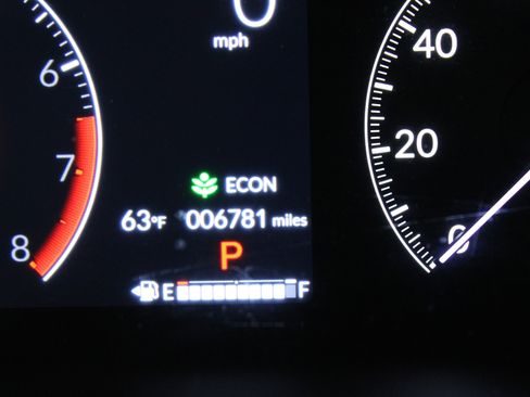 Used 2024 Honda CR-V EX image 11