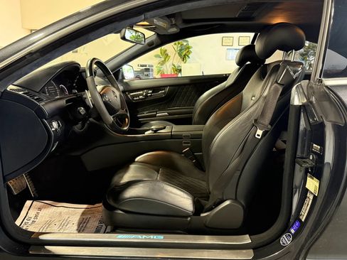 Used 2011 Mercedes-Benz CL 65 AMG image 13