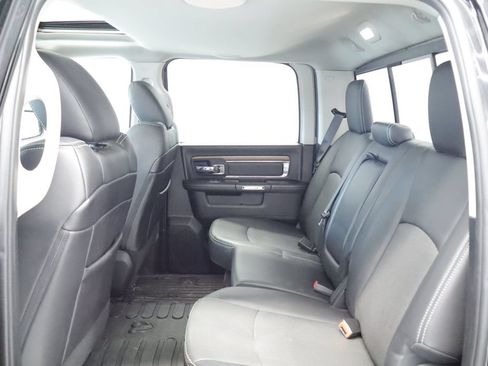Used 2017 RAM 1500 Laramie w/ Convenience Group AWD/4WD image 17