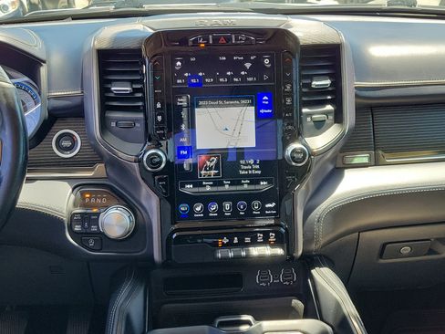 Used 2021 RAM 1500 Limited AWD/4WD image 19