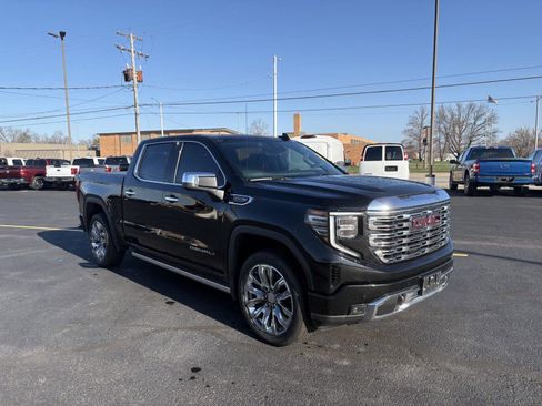 Used 2024 GMC Sierra 1500 Denali w/ Denali Reserve Package image 2
