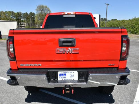 Used 2017 GMC Sierra 1500 SLT w/ Max Trailering Package image 7