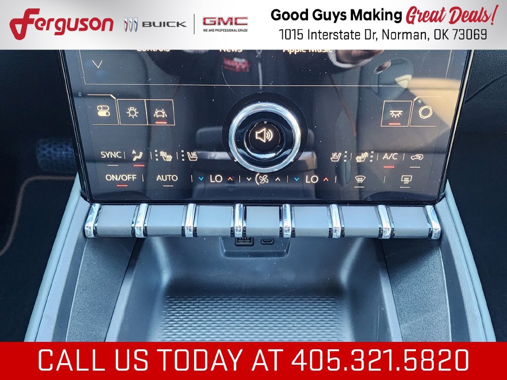 New 2027 GMC Terrain AT4 w/ Convenience Package III AWD/4WD image 31
