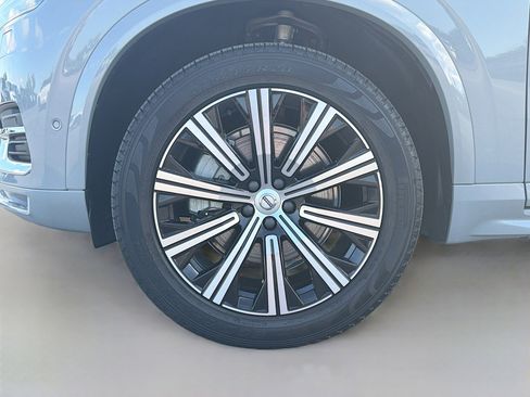 Used 2024 Volvo XC90 B6 Plus AWD/4WD image 40