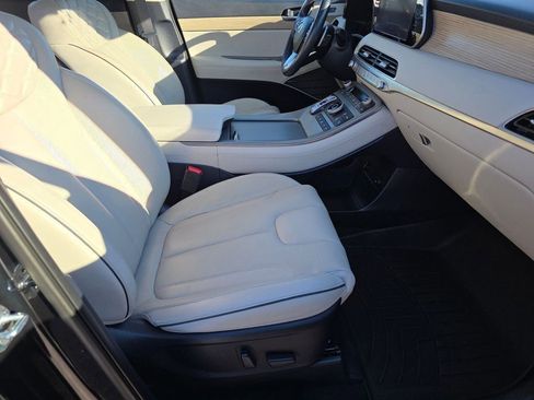 Used 2022 Hyundai Palisade Limited image 19