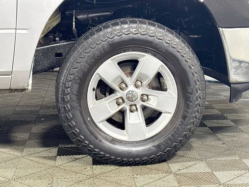 Used 2018 RAM 1500 ST AWD/4WD image 22