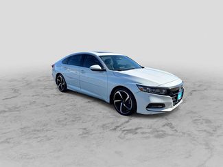 Used 2018 Honda Accord Sport video 2