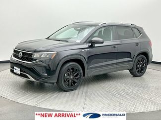Used 2022 Volkswagen Taos SE AWD/4WD 360° Tour