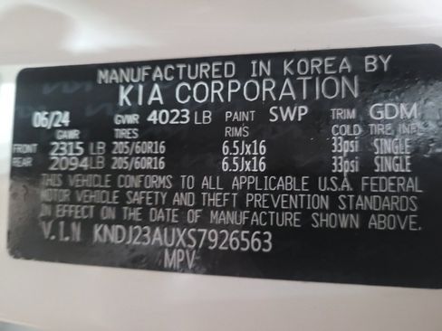 Used 2025 Kia Soul LX image 33