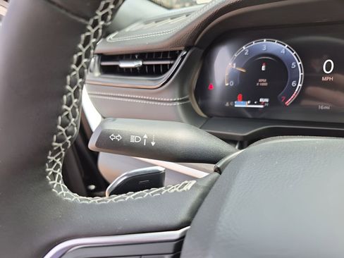 New 2026 Jeep Grand Cherokee L Limited RWD image 37