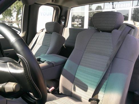 Used 2002 Ford F150 XL image 9