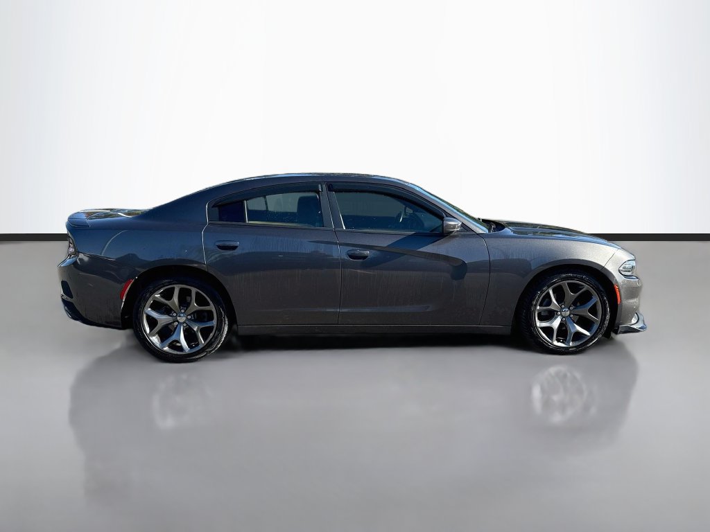 Used 2016 Dodge Charger SXT w/ Rallye Group RWD image 7