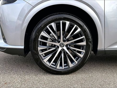 Used 2025 Lexus RX 350 Premium Plus w/ Accessory Package (Z1) FWD image 8