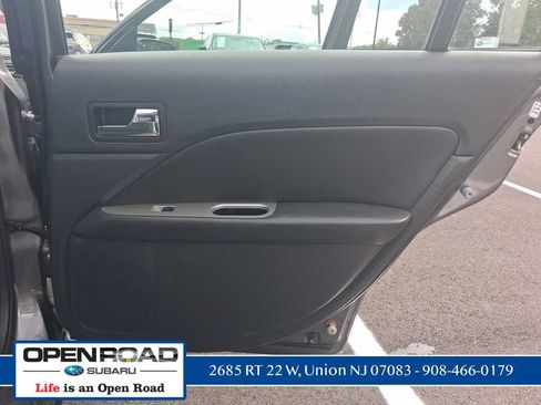 Used 2012 Ford Fusion SEL FWD image 17