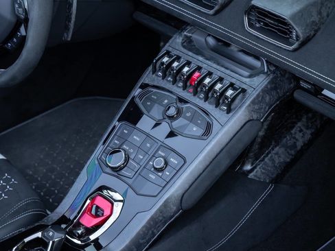 Used 2018 Lamborghini Huracan Performante image 71