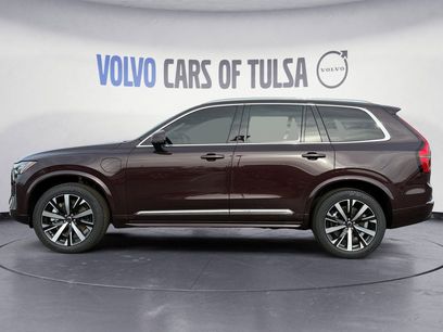 New 2025 Volvo XC90 T8 Core
